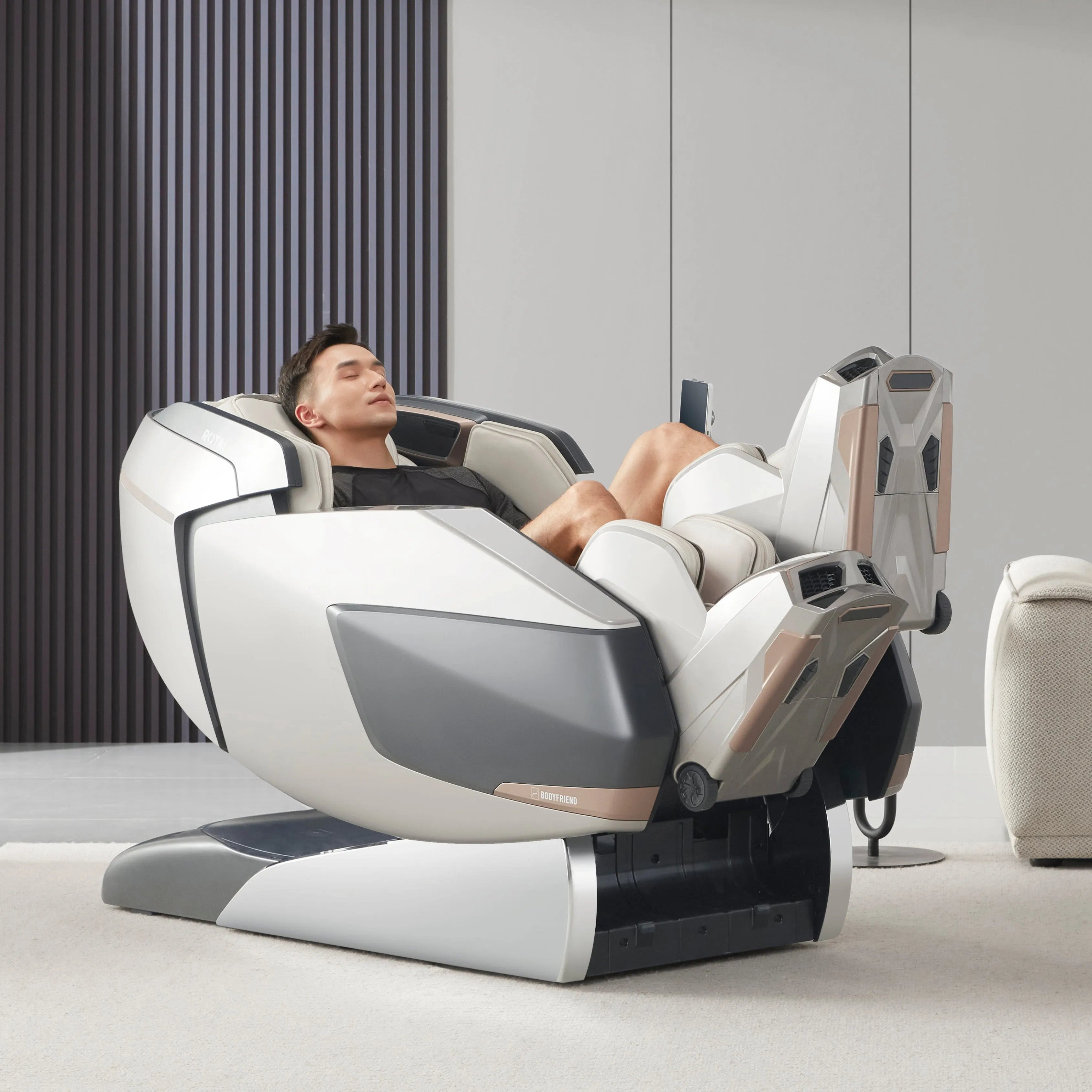 Robotic - Rotai - Best Massage Chair in Dubai UAE - Shop massage chairs in Dubai, UAE, Abu Dhabi